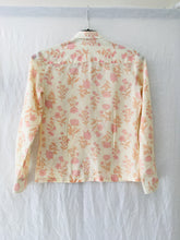 Charger l'image dans la galerie, Chemisier vintage années 60 à fleurs , taille 34