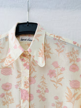 Charger l'image dans la galerie, Chemisier vintage années 60 à fleurs , taille 34