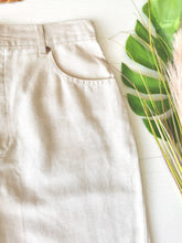 Charger l'image dans la galerie, jupe en jean taille haute écrue vintage Lee Cooper, taille 40