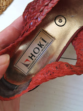 Charger l'image dans la galerie, sandales vintage rouges en cuir tressé, pointure 38,5