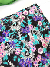 Charger l'image dans la galerie, jupe vintage 90's Roberto Cavalli en crêpe de soie imprimée