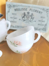 Charger l'image dans la galerie, Lot de 8 pièces : 6 tasses à café + 2 ramequins vintage années 60's Arcopal