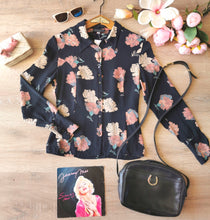 Charger l'image dans la galerie, chemisier floral en crêpe de soie Corinne Sarrut vintage 90's, taille 34