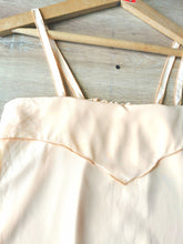 Charger l'image dans la galerie, caraco cropped vintage 80's nude, taille 36/38