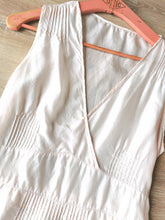 Charger l'image dans la galerie, top en soie effet cache- coeur rose pâle, taille 38