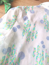 Charger l'image dans la galerie, Chemisier vintage imprimé des années 70 col pelle à tarte, taille 36/38