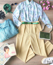 Charger l'image dans la galerie, Chemisier vintage imprimé des années 70 col pelle à tarte, taille 36/38