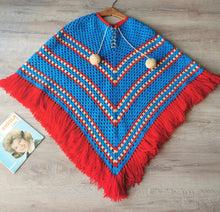 Charger l'image dans la galerie, poncho vintage années 70 en crochet tailles 34-36-38/petit 40