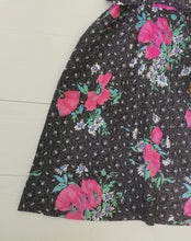 Charger l'image dans la galerie, robe tablier midi florale en pur coton, taille 36