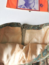 Charger l&#39;image dans la galerie, jupe plissée vintage années 60 à motif paisley, taille 34/36
