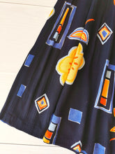 Charger l&#39;image dans la galerie, jupe vintage en viscose à jolis motifs , taille 42/44

