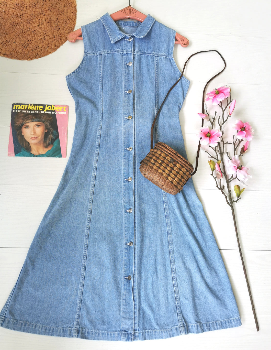 robe vintage 90's en jean bleu clair, taille 36