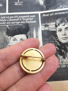 broche ronde medaille icône vierge vintage