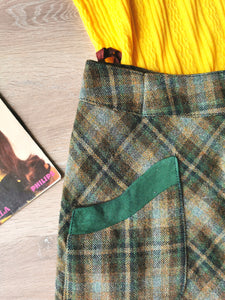 jupe vintage trapèze années 60's motif tartan en laine, taille 38