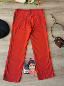 pantalon vintage 80's rouge 7/8 ème en velours côtelé,  taille 36/38