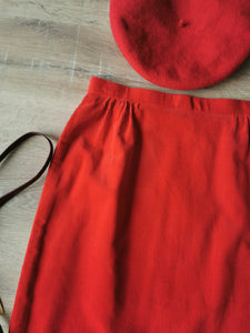 jupe vintage 70's taille haute velours côtelé rouge, taille 38