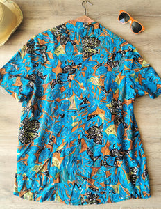 blouse vintage 70's en crêpe de soie imprimée, taille 44
